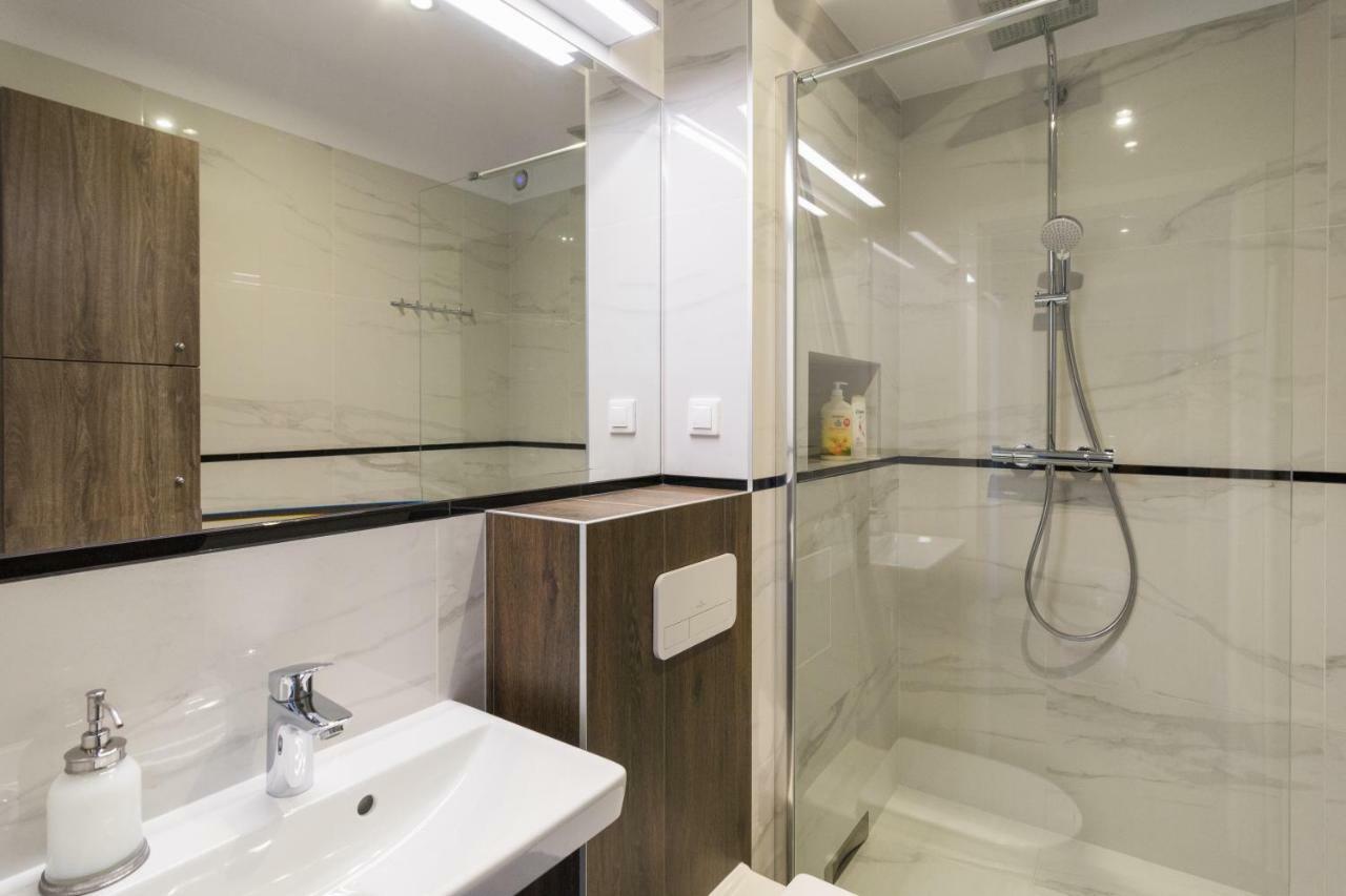 Executive 3 Bedroom Apartament By Your Freedom Varsovie Extérieur photo